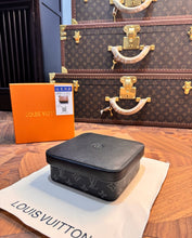 Load image into Gallery viewer, CUSTOM LV SQUARE BLACK JEWELRY BOX
