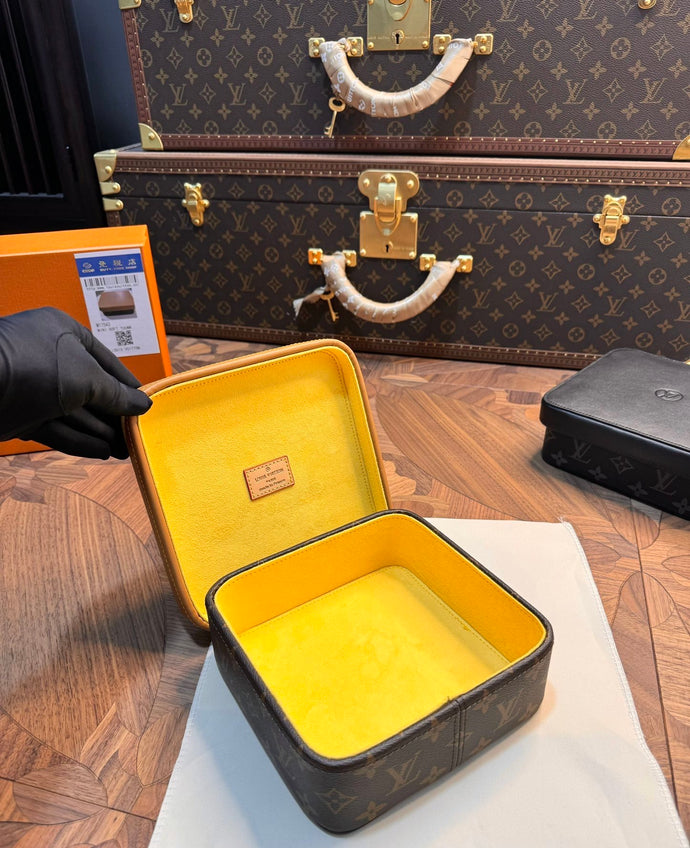 CUSTOM LV SQUARE YELLOW JEWELRY BOX