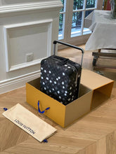 Load image into Gallery viewer, CUSTOM YAYOI POLKADOT CABIN 37L HORIZON 55 SUITCASE
