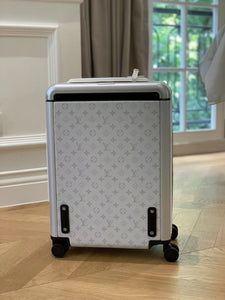 CUSTOM WHITE TAIGARAMA CABIN 37L HORIZON 55 SUITCASE