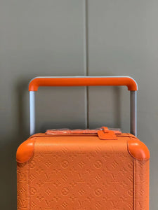 CUSTOM TAURILLON ORANGE 37L HORIZON 55 SUITCASE