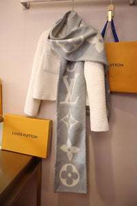 LV CASHMERE MONOGRAM SWEET DREAMS SCARF GREY