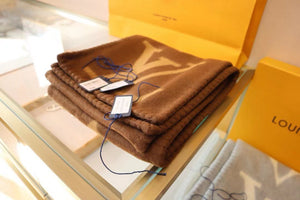 LV CASHMERE MONOGRAM SWEET DREAMS SCARF BROWN