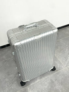 CHRISTIAN TRUNK 90L SUITCASE