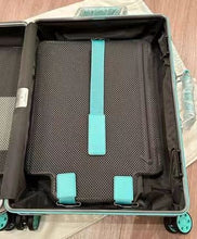 Load image into Gallery viewer, TIFFANY CABIN 35L SUITCASE
