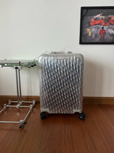 Load image into Gallery viewer, CHRISTIAN CABIN 35L SUITCASE
