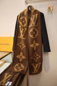 LV CASHMERE MONOGRAM SWEET DREAMS SCARF BROWN