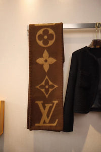 LV CASHMERE MONOGRAM SWEET DREAMS SCARF BROWN