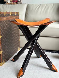 BURBERRY LEATHER STOOL