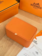 Load image into Gallery viewer, CUSTOM HERMES TISSUE BOX COVER
