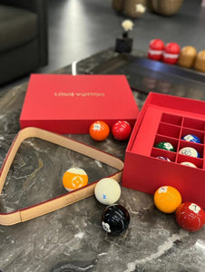 LV POOL TABLE SET