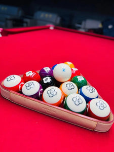 LV POOL TABLE SET