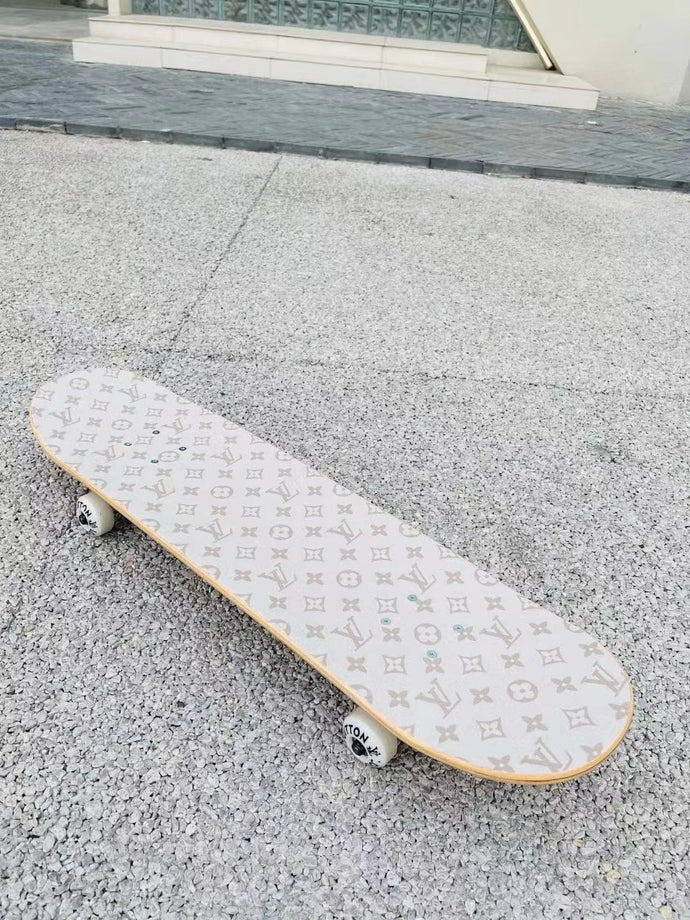 CUSTOM LV SKATEBOARD