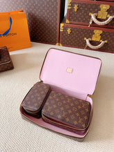 Load image into Gallery viewer, CUSTOM LV MAKE UP 3 IN 1 POUCH SET
