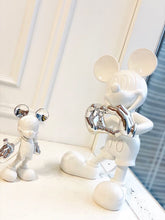 Load image into Gallery viewer, MICKEY MOUSE WITH LOVE FIGURE
