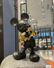 Load image into Gallery viewer, MICKEY MOUSE WITH LOVE FIGURE
