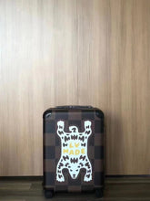 Load image into Gallery viewer, CUSTOM NIGO POLAR BEAR CABIN 37L HORIZON 55 SUITCASE
