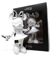 Load image into Gallery viewer, MINNIE MOUSE FIGURE
